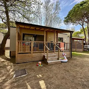 Kemping Estivo Premium Deluxe Mobile Homes On Ca Savio